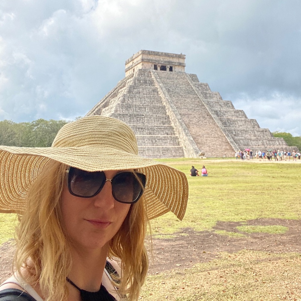 Meet your Posher, Mirjana